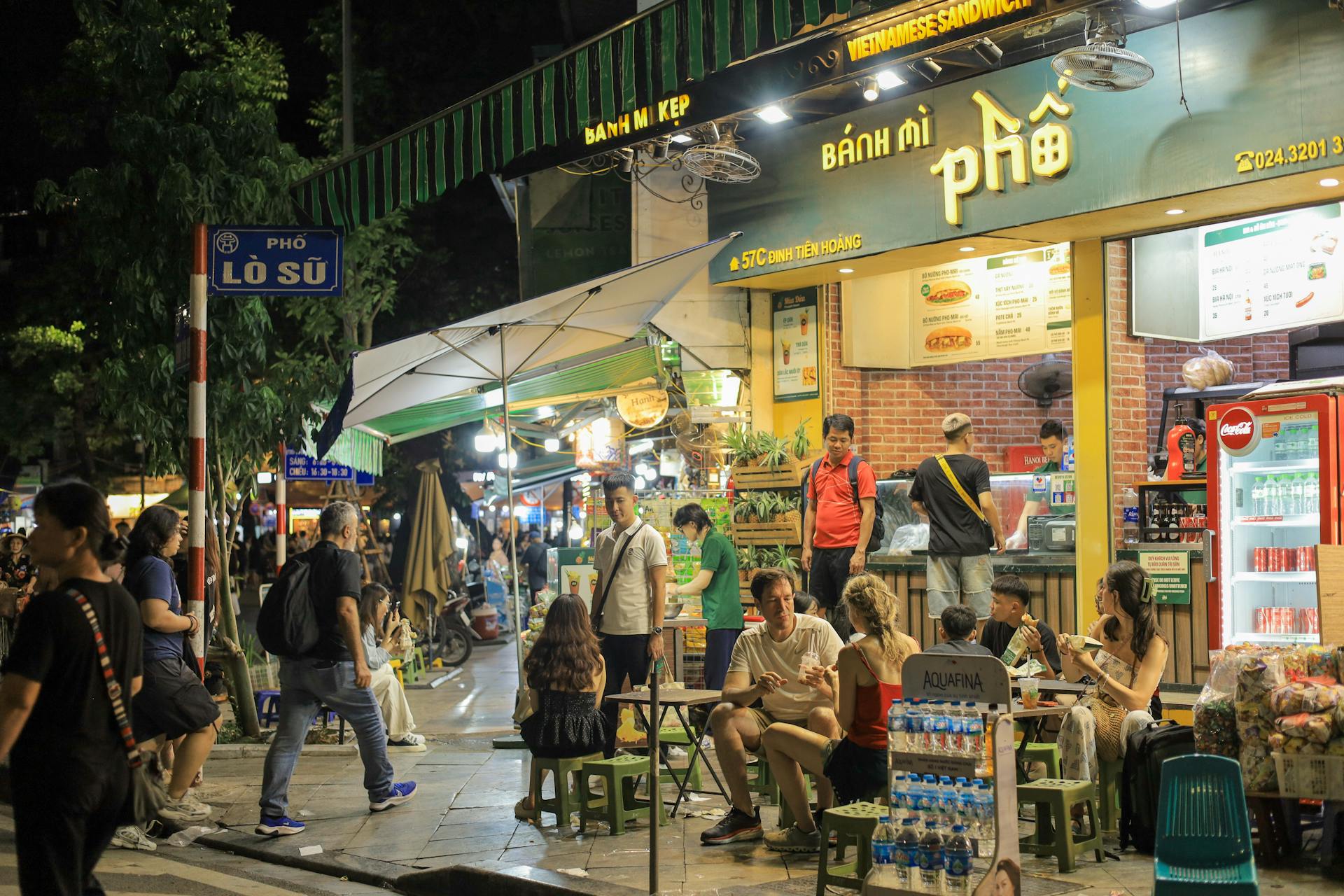 Capture the vibrant beauty of Hanoi’s starting point